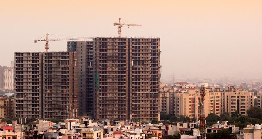 NRIs investing in Indian real estate, vakeelno1